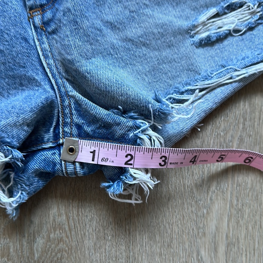 EUC Agolde Jaden shorts in surreal size 24 - Picture 12 of 13